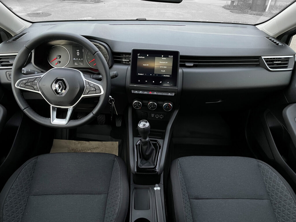 Renault Clio 5-Türer - RENTALIS Autovermietung